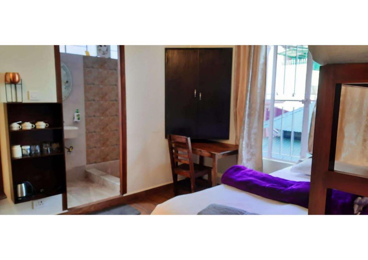 East Blue Homestay Shillong Exterior foto